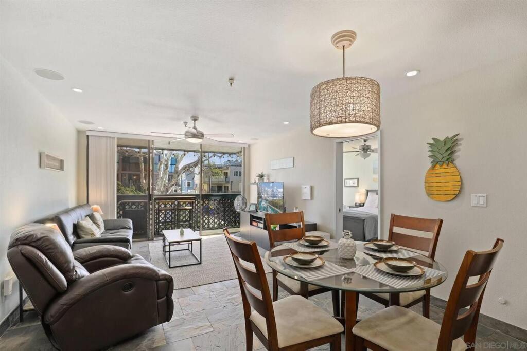 Holiday home Pineapple Paradise -in The Heart Of Mission Beach- Just Steps To And Belmont Park San Diego