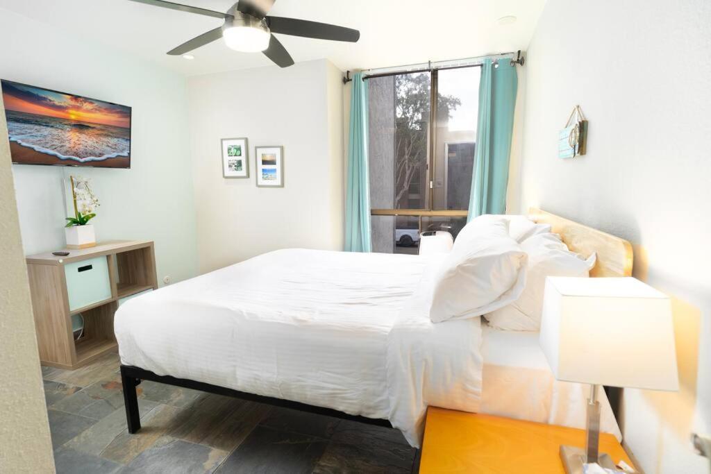 Pineapple Paradise -in The Heart Of Mission Beach- Just Steps To And Belmont Park *