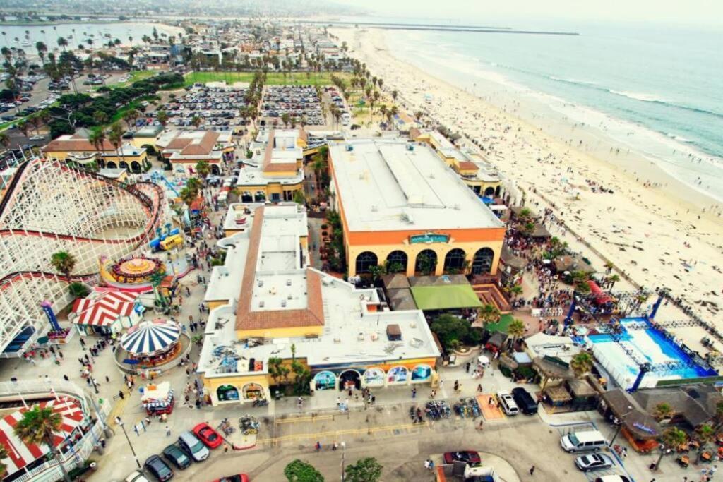 Pineapple Paradise -in The Heart Of Mission Beach- Just Steps To And Belmont Park *