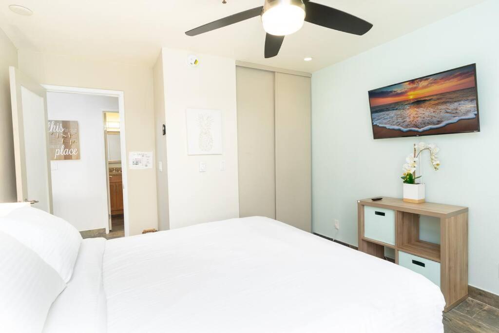 Holiday home Pineapple Paradise -in The Heart Of Mission Beach- Just Steps To And Belmont Park